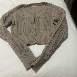 Hollister Sweater Small.  Worn Once